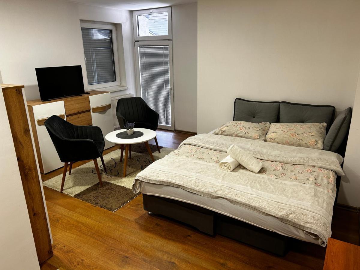 Apartmani Venci Травник Екстериор снимка